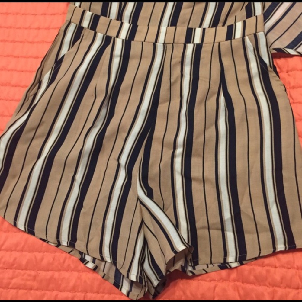 One shoulder romper - Picture 2 of 3
